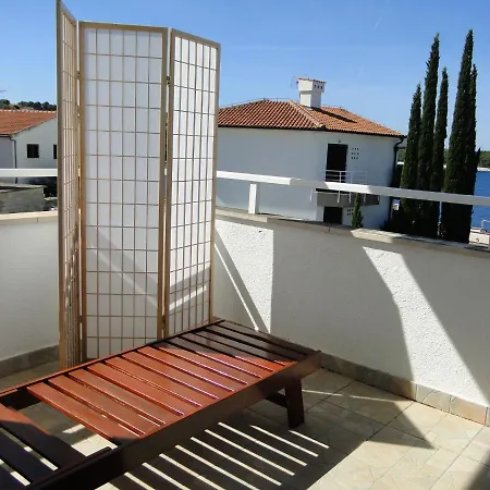 Hana Appartement Primošten